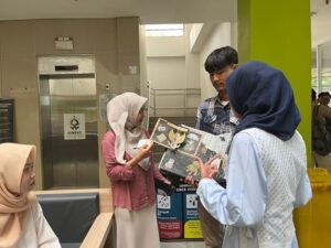 Media Kreatif Berupa Pop-Up Book