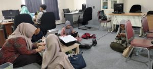 Evaluasi LED Borang Akreditasi Bersama Tim Mahasiswa Jurusan PGMI